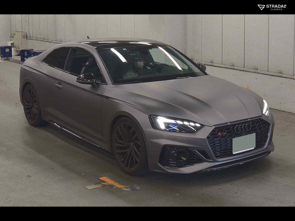 AUDI RS5 4WD