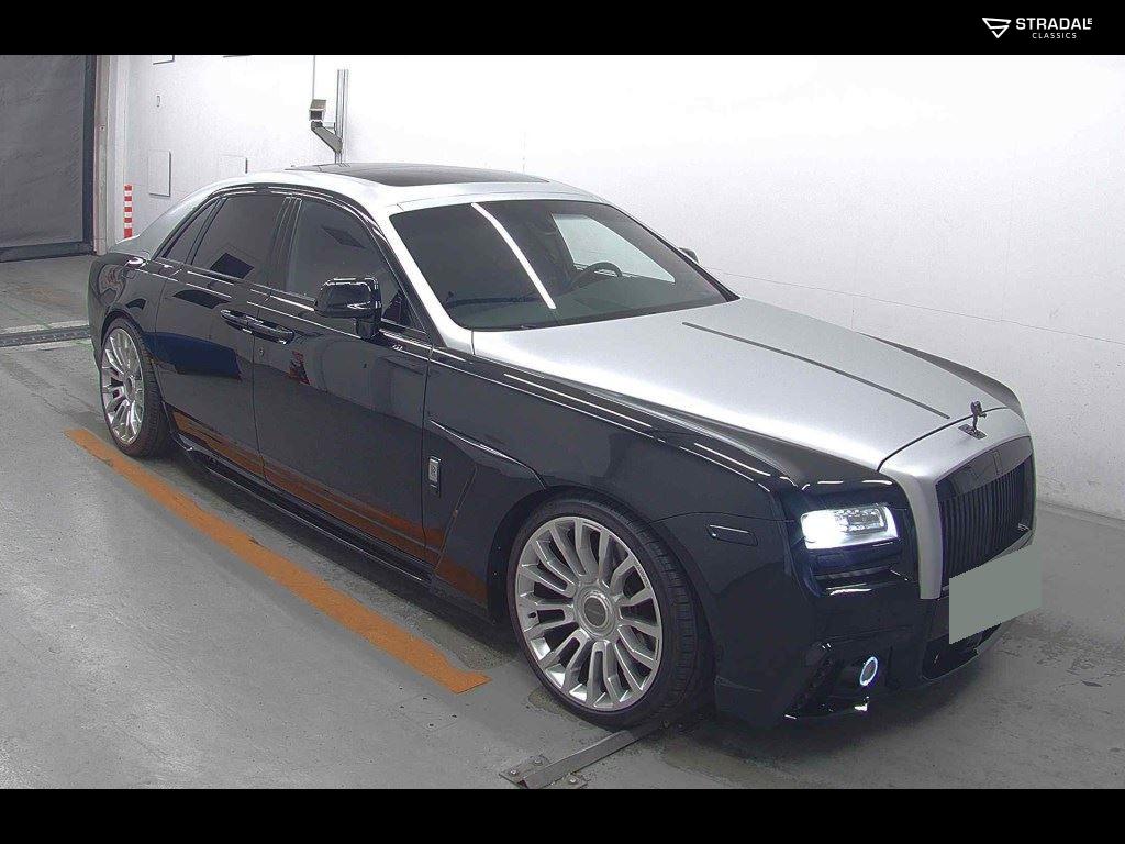 ROLLS-ROYCE GHOST